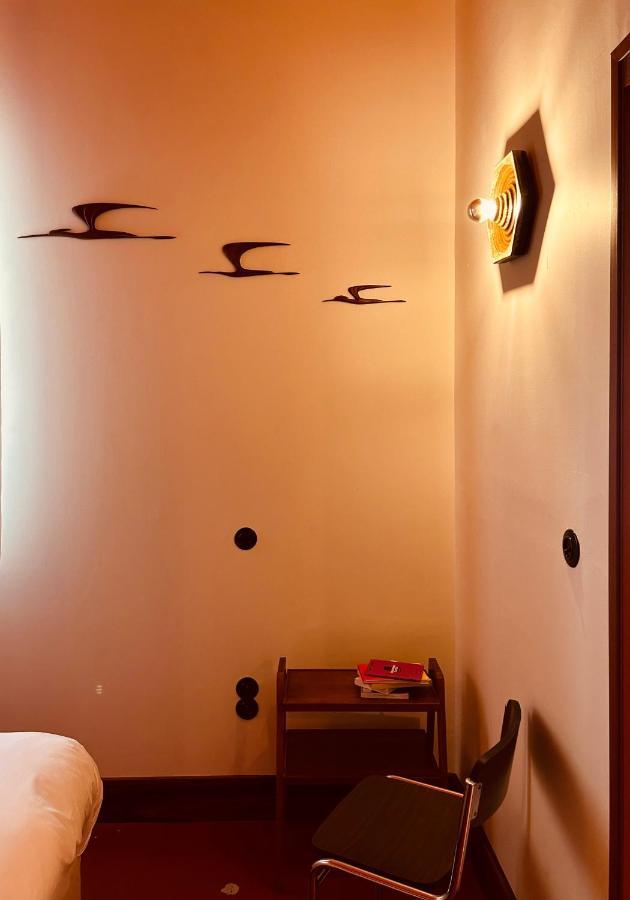 Hotel Present - Entree Autonome, Reception En Ligne - Encore Mieux Arles Exterior foto